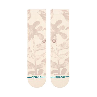 Flora Cruz Crew Stance