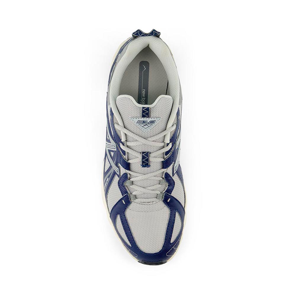 610 New Balance Shoes image number 4