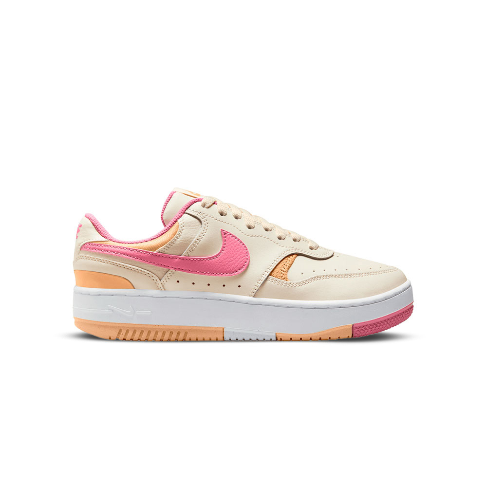 Wmns Gamma Force Nike  