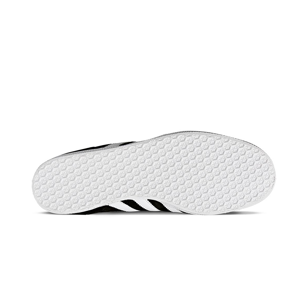 Gazelle Shoes Adidas image number 2