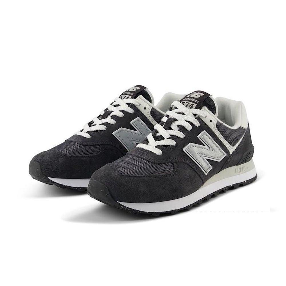 574 New Balance Shoes image number 2