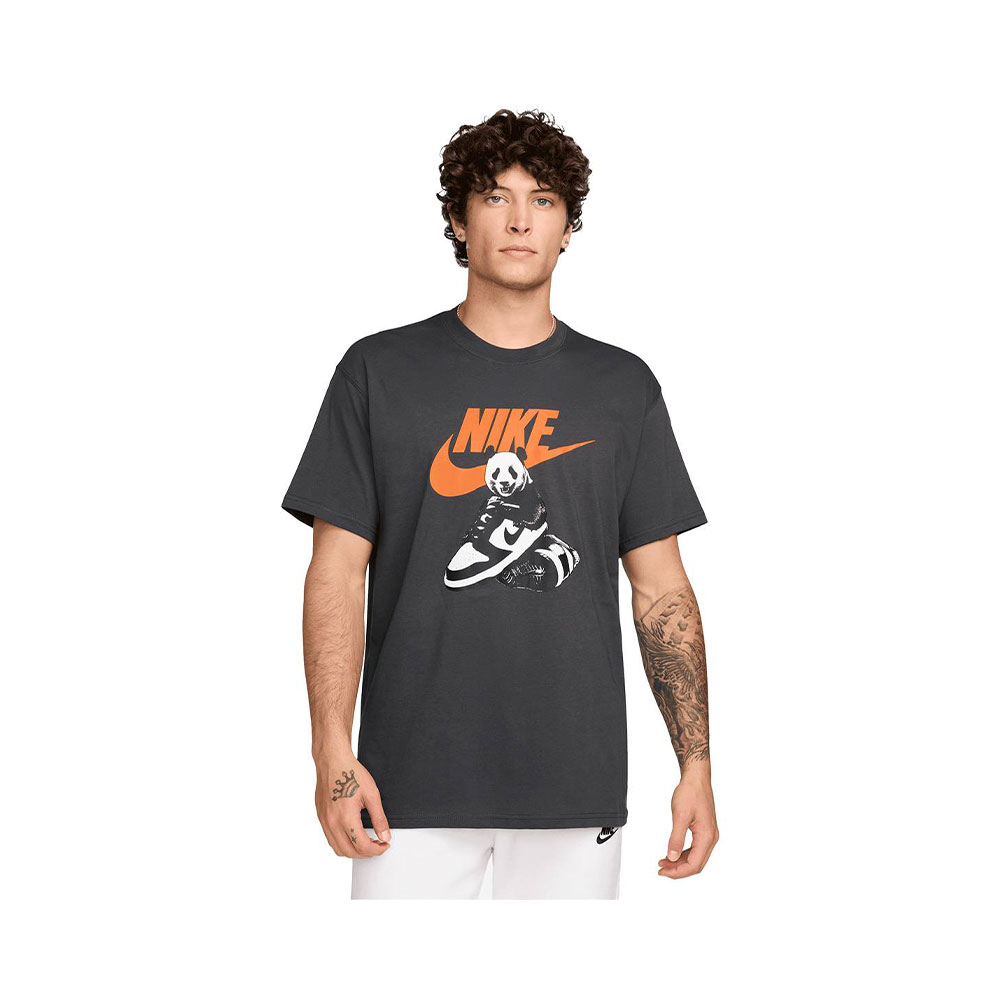 M Nsw Tee Fw Mbr Cnct Fa25 Nike MULTICOLOR 