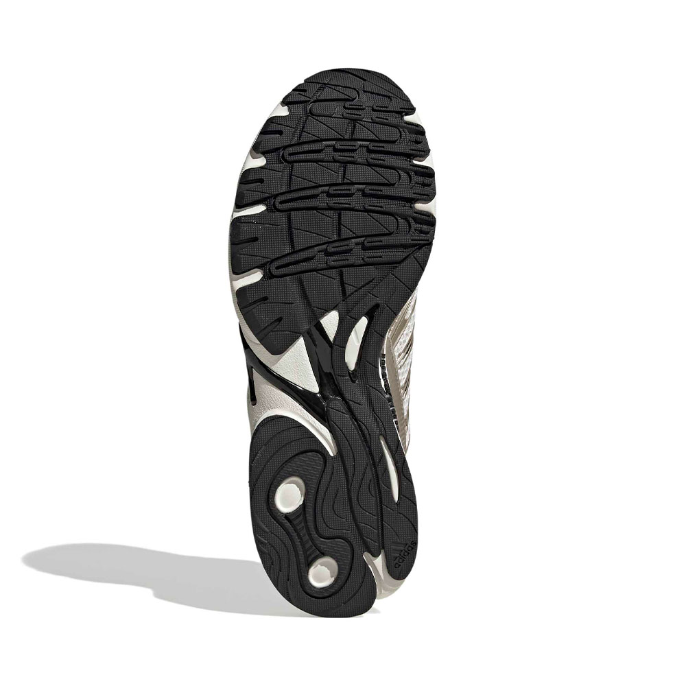 Adistar Control 3 Shoes Adidas