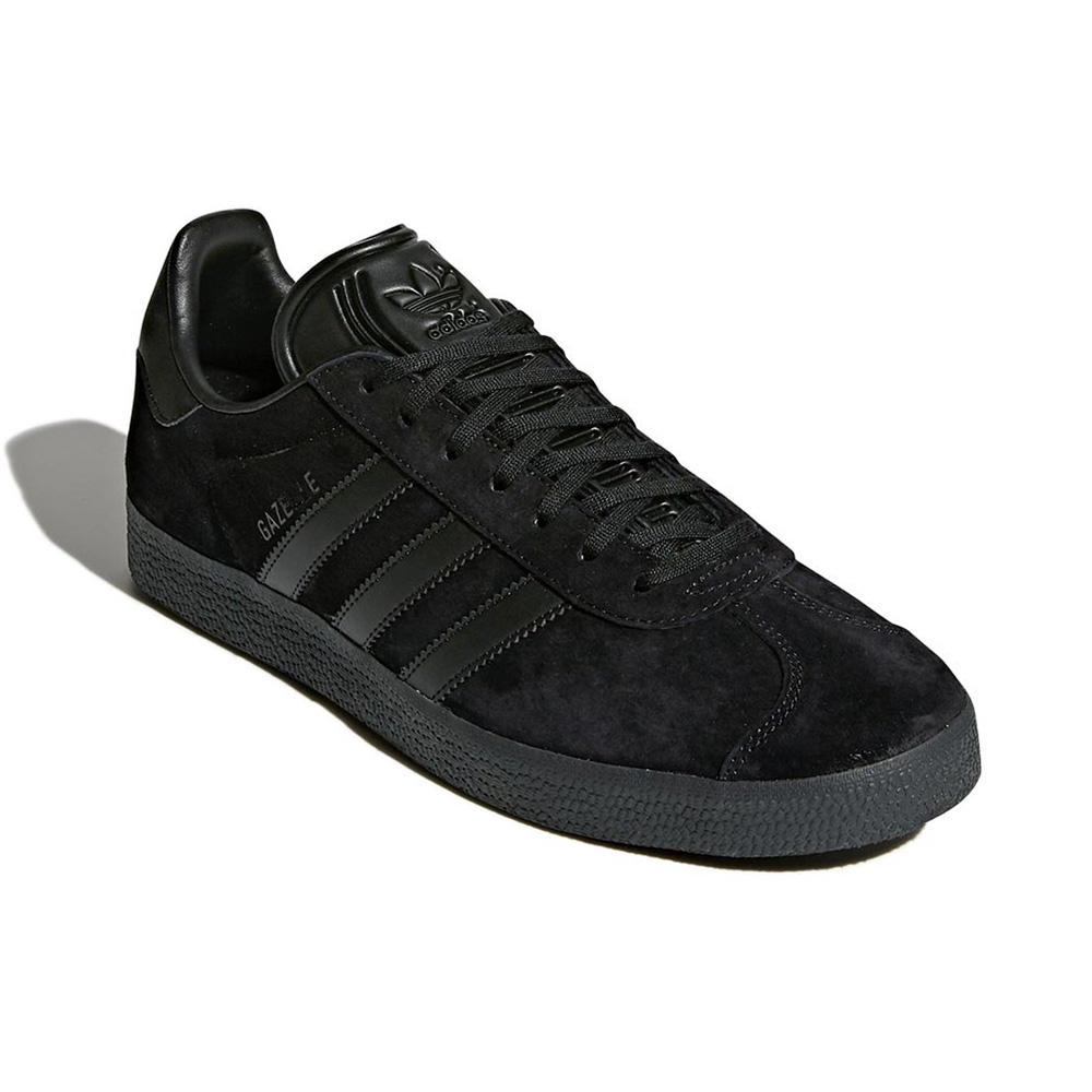 Gazelle Shoes Adidas image number 3