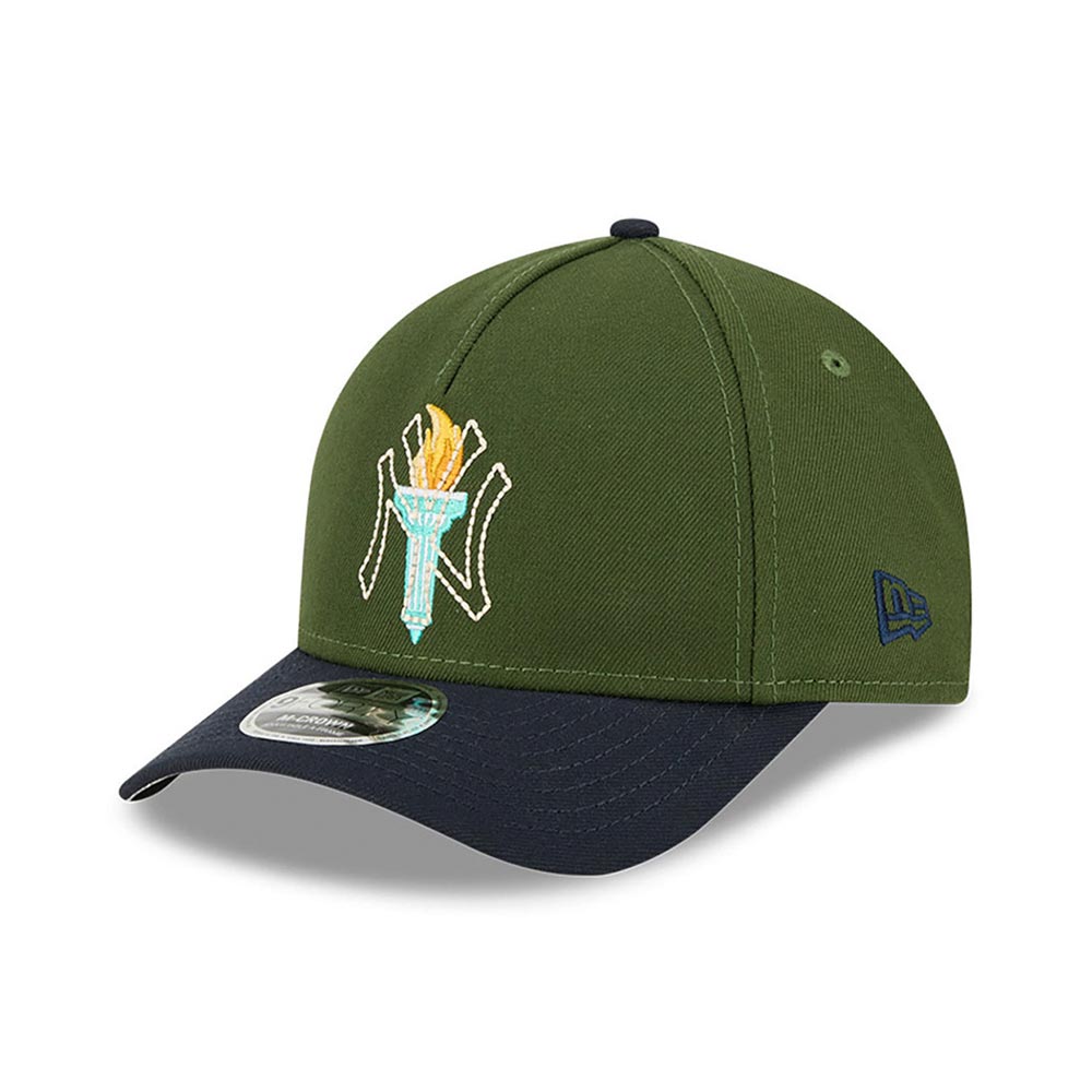 City Feature 24584 New York Yankees Rig New Era image number 1