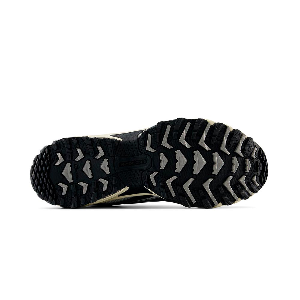 610 New Balance Shoes image number 2