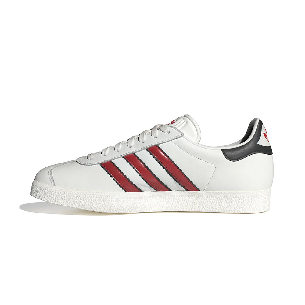 Gazelle Shoes Adidas image number 1