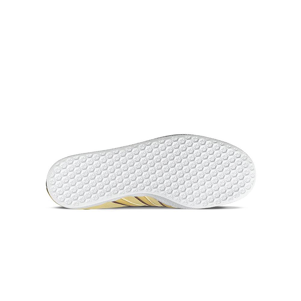 Gazelle Shoes Adidas image number 2