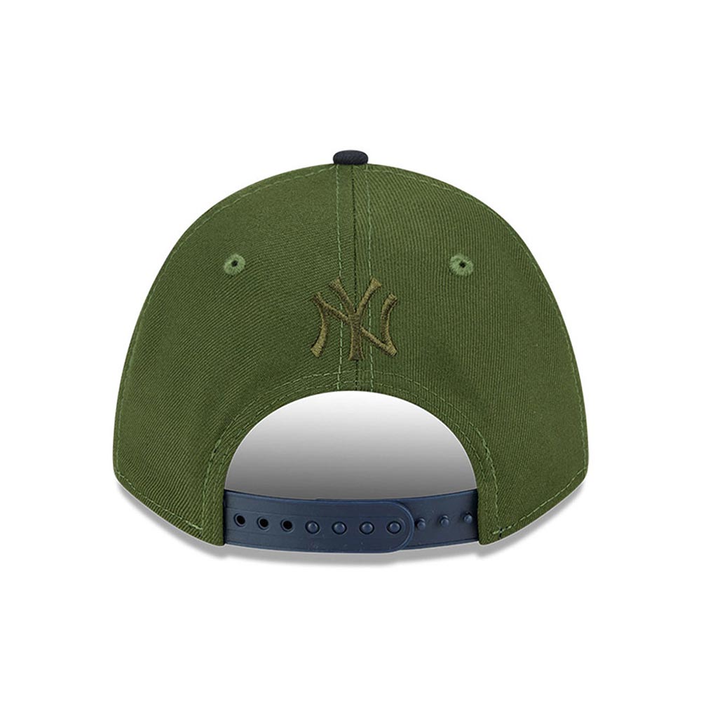 City Feature 24584 New York Yankees Rig New Era image number 3